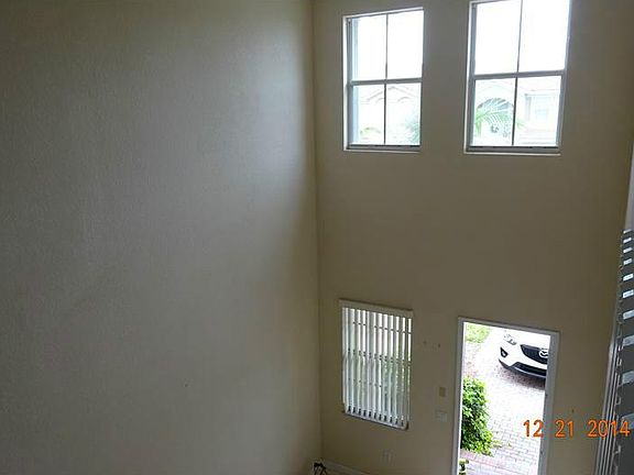 5th image of 1444 SE 25th Ave #1444