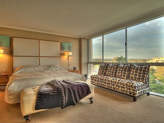 201 Ocean Ave. #909B