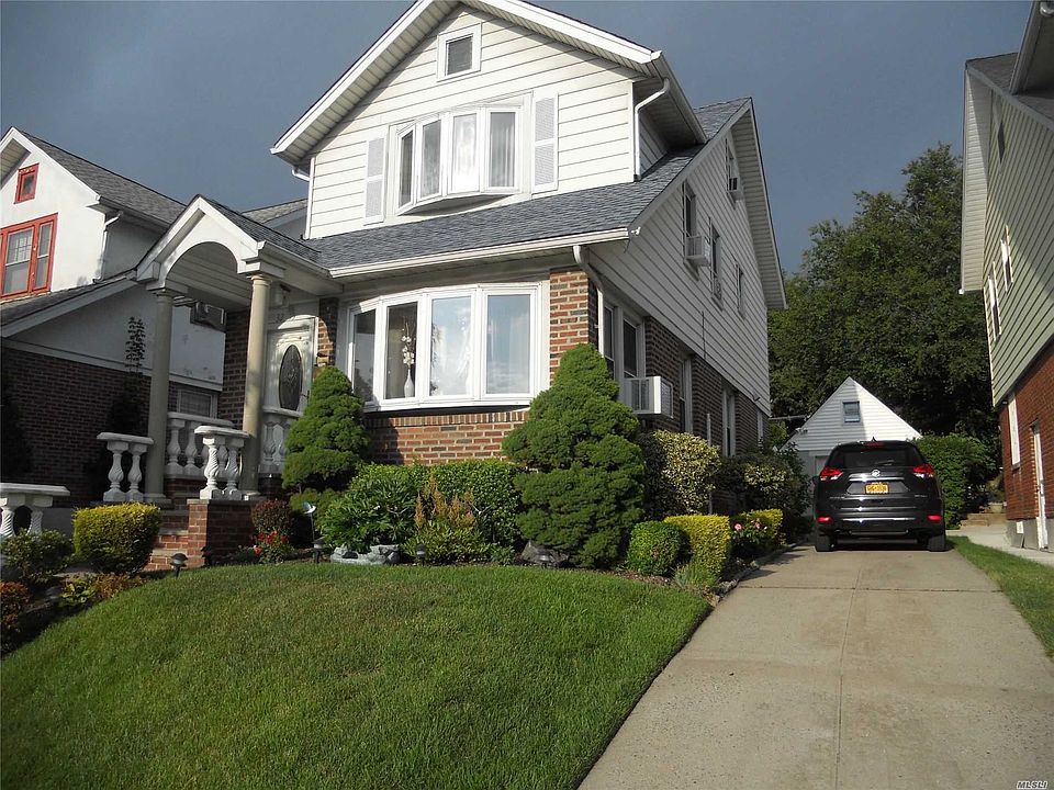 1st image of 32-15 153rd St