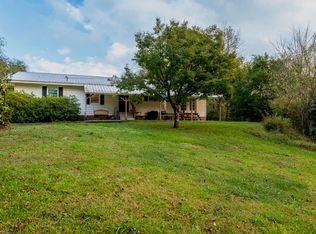 4070 Bronco Rd, La Fayette, GA 30728