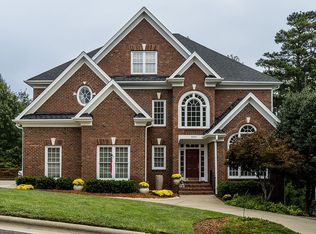 8005 Papaya Dr, Raleigh, NC 27613