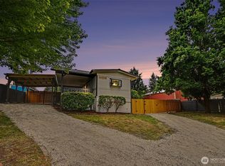 20006 117th St E, Bonney Lake, WA 98391