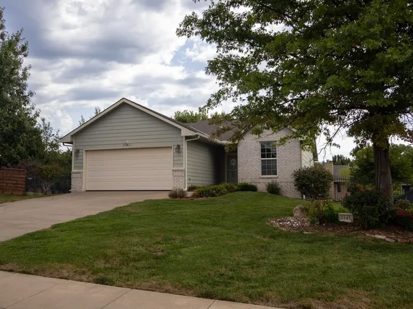 2143 E Quail Hollow St, Derby, KS 67037