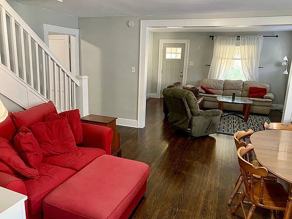 4th image of 224 N Meeks Ave
