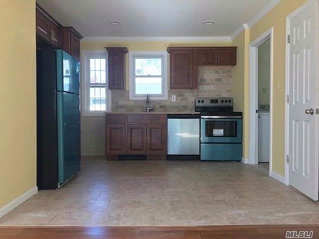 1st image of 307 Vanderbilt Blvd