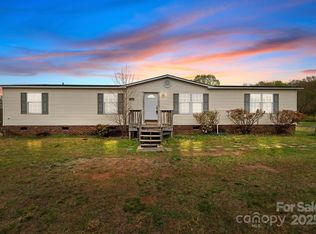 5110 Old Still Ln, Bessemer City, NC 28016