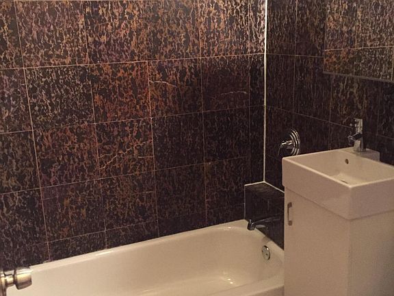 5th image of 1458 N Ashland Ave #Top