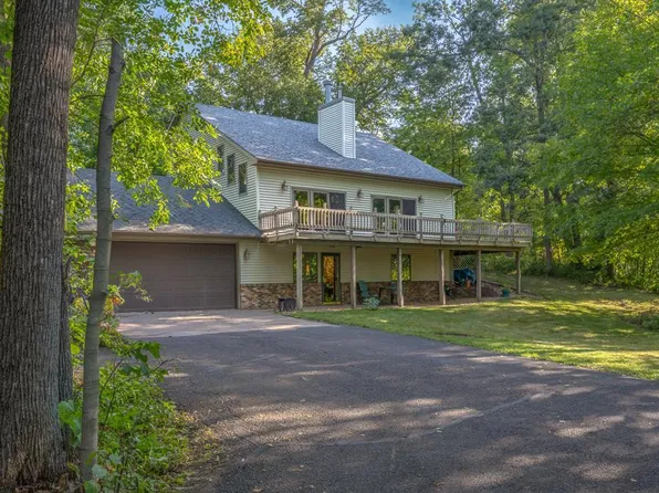 516 Park Dr, Balsam Lake, WI 54810