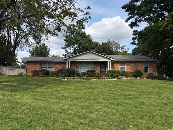 12725 Saint Clair Dr, Middletown, KY 40243
