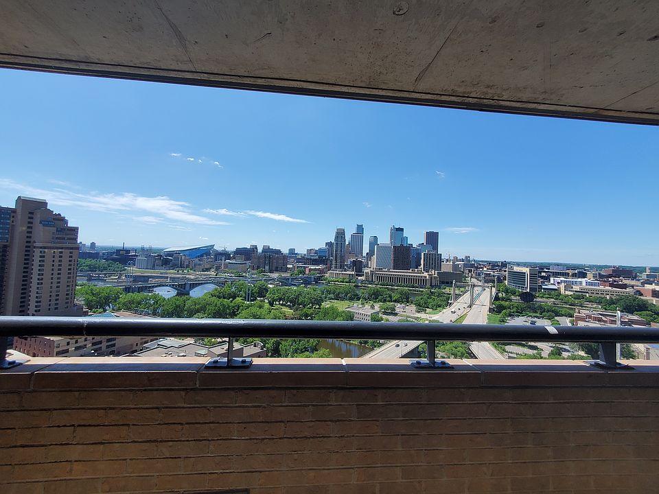 full view of downtown MPLS. Watch the 4th of July and Centennial fireworks from the comfort of your own home.