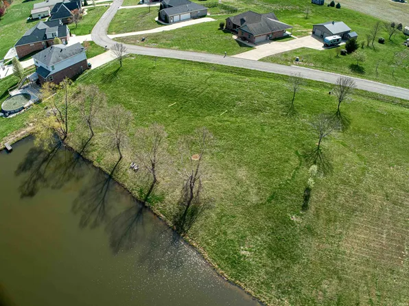 5900 Serenity Dr, Mount Vernon, IN 47620