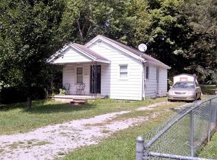 304 S Wooldridge Rd, Hopkinsville, KY 42240