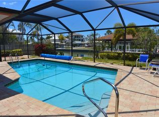 119 Seahorse Ln, Fort Myers Beach, FL 33931