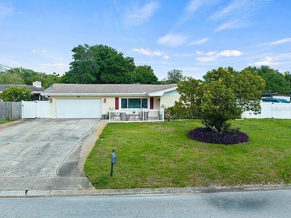 5th image of 1560 Bel Keene Dr