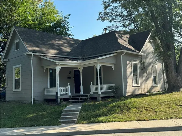 305 Saratoga St, Excelsior Springs, MO 64024