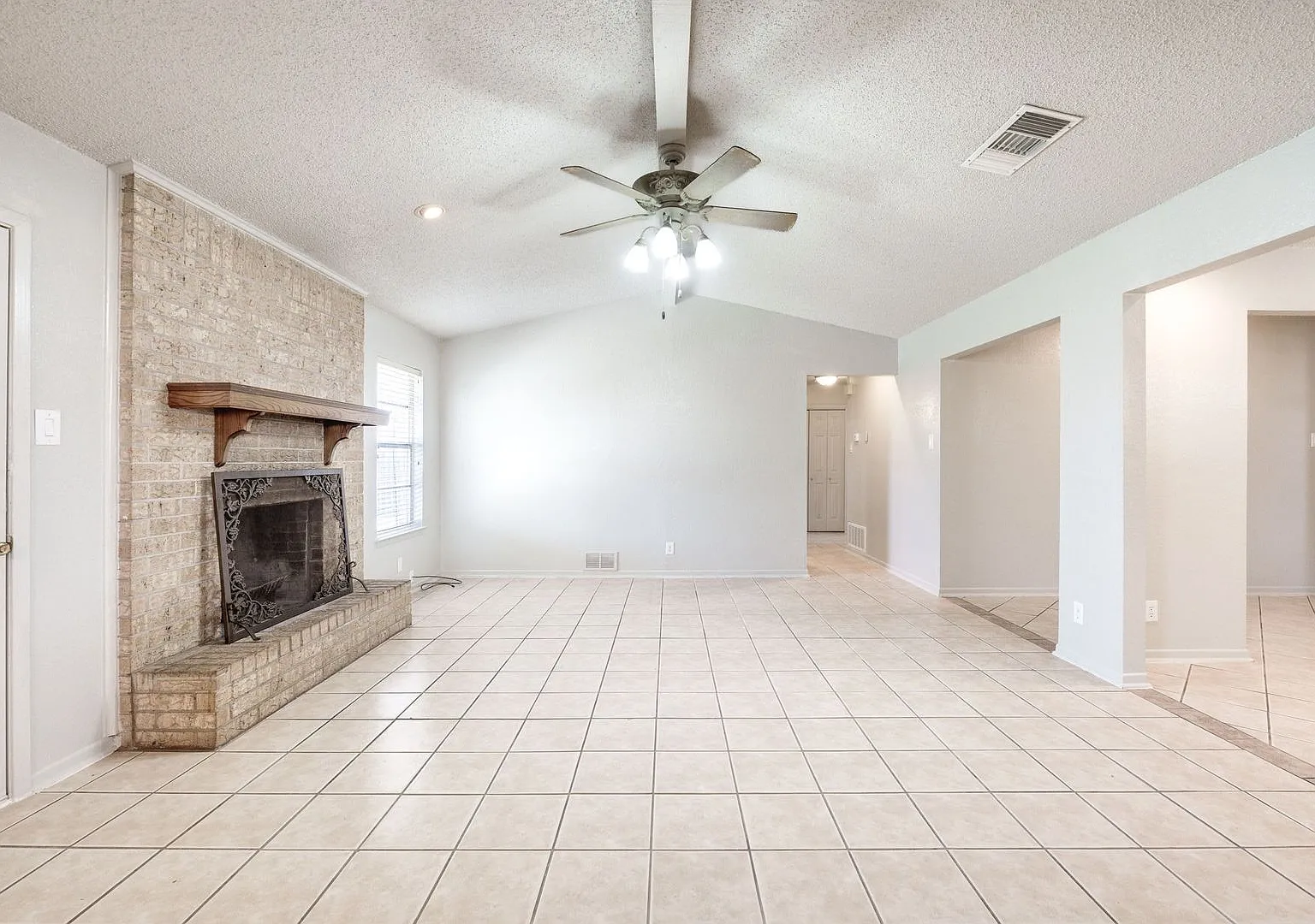 1703 Kingman Rd. — Photo 4