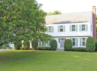 551 Ridgeview Dr, Erie, PA 16505