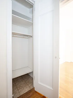 Rented by City Connections Realty | media 9