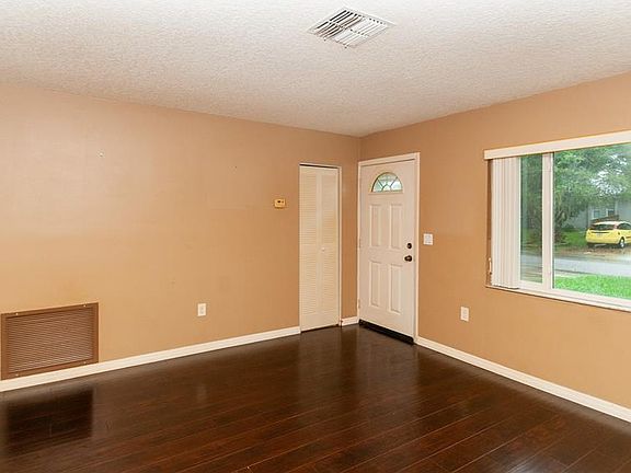 5th image of 5117 BROOKSIDE LANE