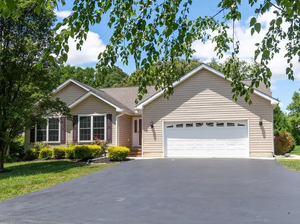 9048 Rockcliff Dr, Easton, MD 21601