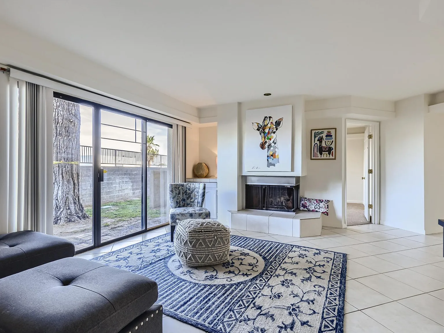 2 bed, 1089 sqft, $1,845 — Photo 2