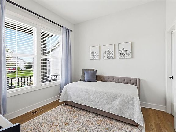 5th image of 23520 W 90th St