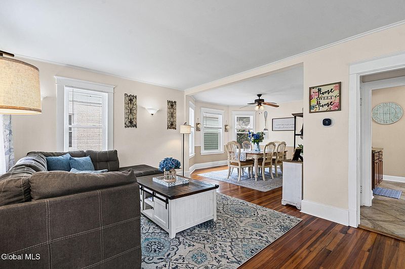 5th image of 20 Washington Road