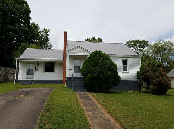 1st image of 236 Shoun St