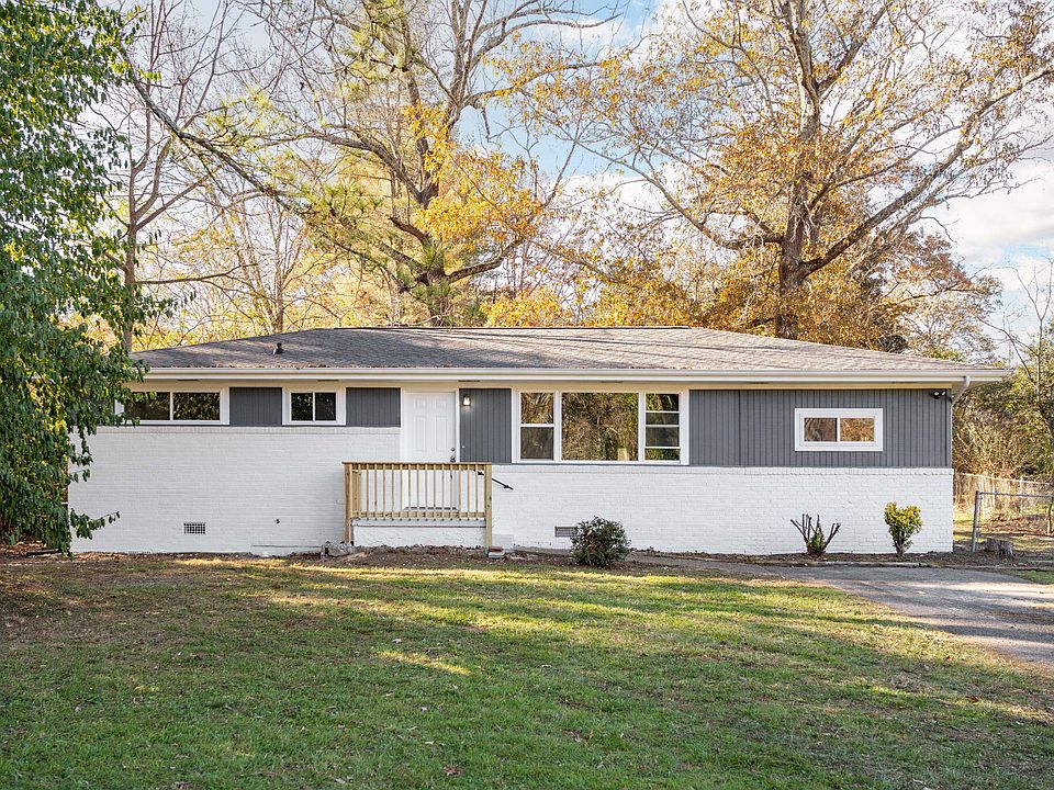 1st image of 1043 E Circle Dr