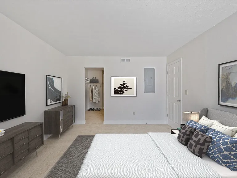 Harpers Point Apartments* — Photo 19