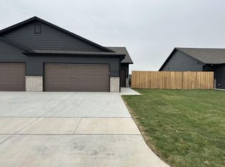 13522 W Haskell Ct, Wichita, KS 67235