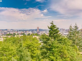 402 NW Uptown Ter APT 1A, Portland, OR 97210