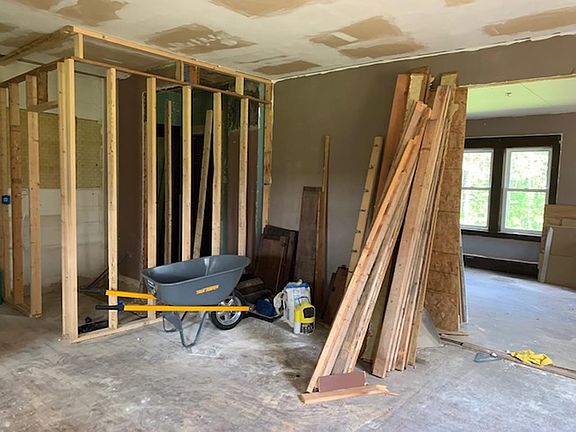 4th image of 8701 Stettin Dr