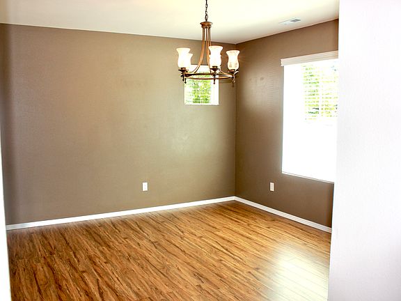 5th image of 3138 Hoffman Hill Blvd