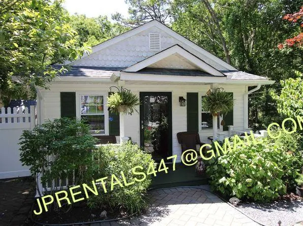 80 Stuyvesant Ave, Mastic, NY 11950