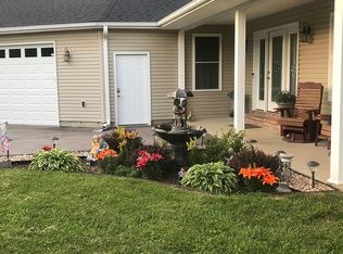 1102 Morris Dr, Fenton, MO 63026