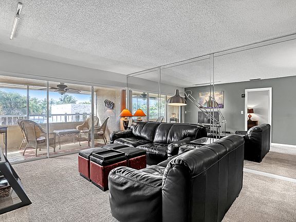 3rd image of 1100 Surf Road #215