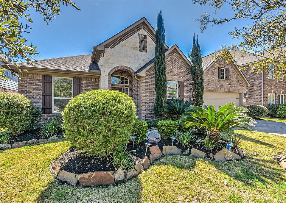 1st image of 17319 Meadow Light Dr