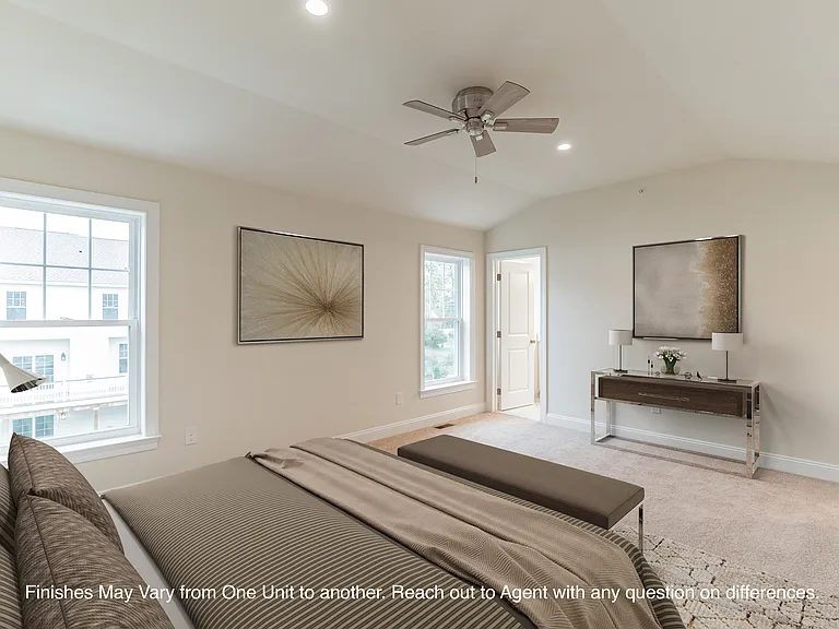 100 Village Station Cir — Photo 6