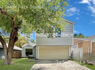 10062 Sandy Field Dr, San Antonio, TX 78245