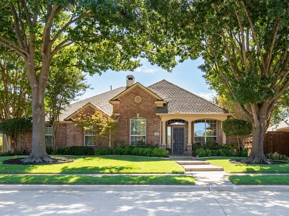 9429 Fairmont Dr, Frisco, TX 75035