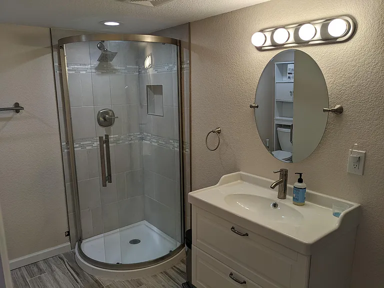 Shower & Sink