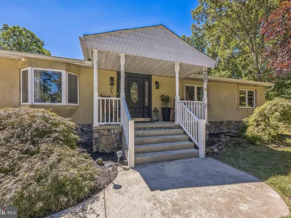 405 Nelson Ave, Chesilhurst, NJ 08089