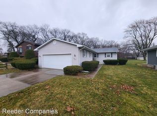 8739 Osborne Ave, Highland, IN 46322
