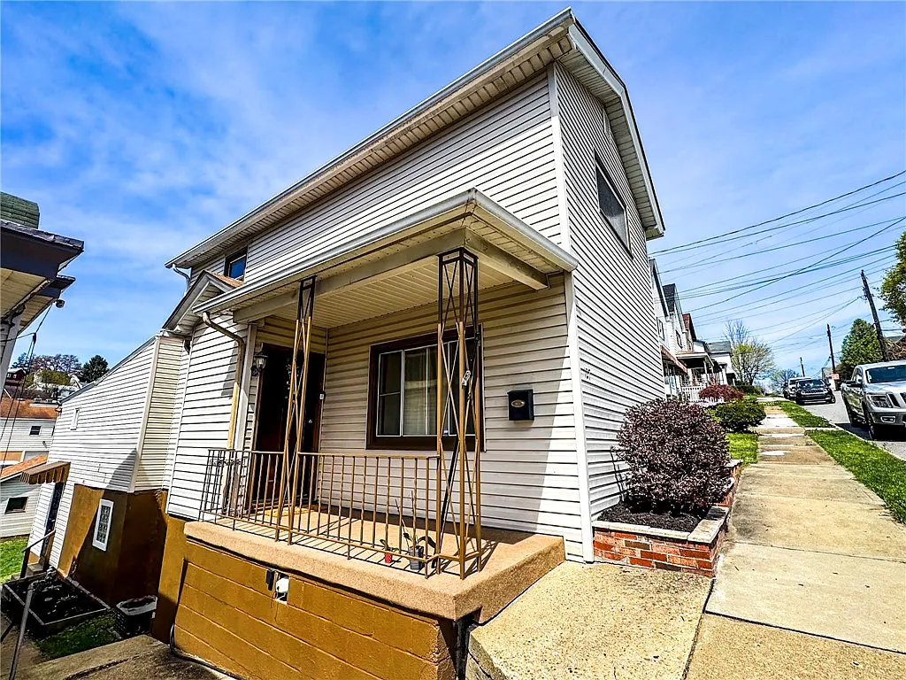 127 Arabella St photo 1