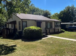 1121 Kiowa St, Leavenworth, KS 66048