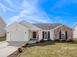 148 W Swift Creek Rd, Fletcher, NC 28732