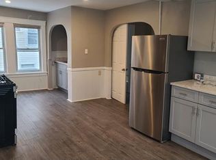 13 Dublin St #2, Lowell, MA 01854