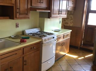 6056 68th Ave, Ridgewood, NY 11385