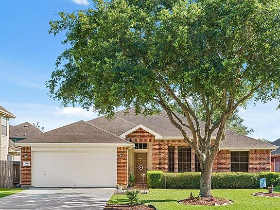 3rd image of 1106 Park Breeze Ct